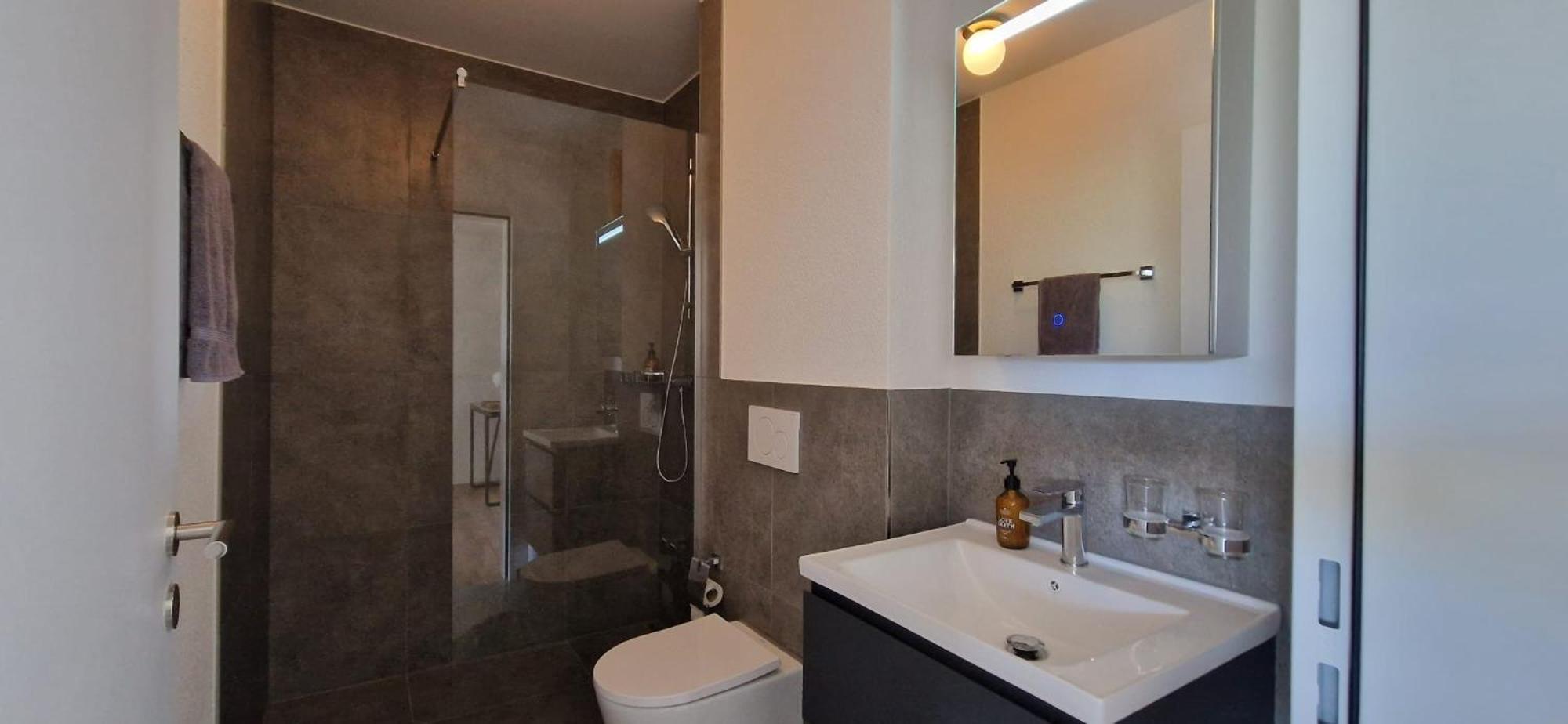 Visionary Hospitality Rothenburg, Lucerne - Premium Apartments With Free Parking, Washer, Kitchen, Terrace, 15' City 外观 照片