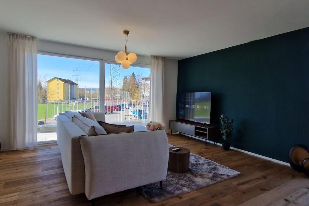 Visionary Hospitality Rothenburg, Lucerne - Premium Apartments With Free Parking, Washer, Kitchen, Terrace, 15' City 外观 照片